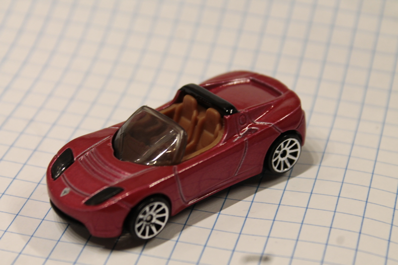 Illustration for article titled "Call Your Custom": Hot Wheels Trading/Customization Haul
